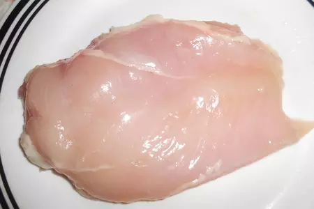 Нежная курочка с чесноком и травами с тушеными овощами и сыром: шаг 3