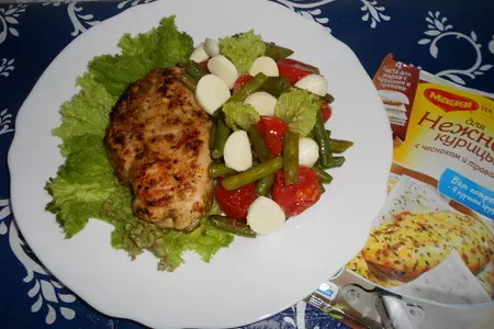 Нежная курочка с чесноком и травами с тушеными овощами и сыром: шаг 6