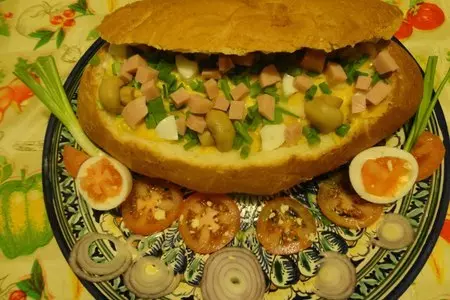 Салат в хлебе "тайник": шаг 7