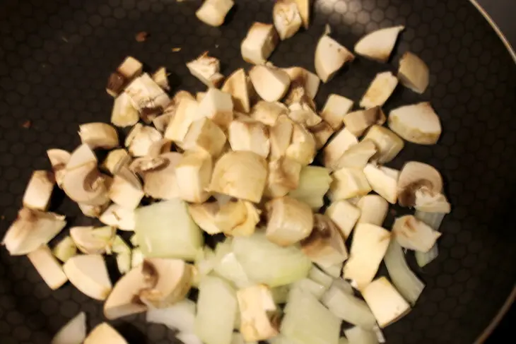Салат "куриное квисо": шаг 2