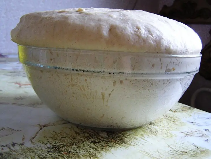 Сдобные коричные булочки: шаг 3