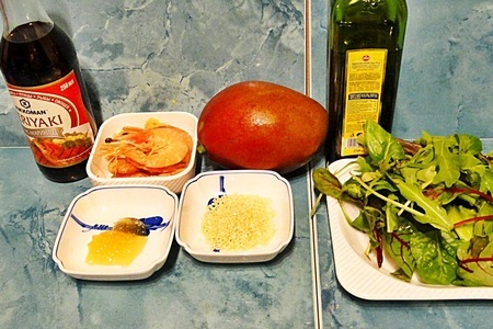 Салат с манго и кунжутом.: шаг 1