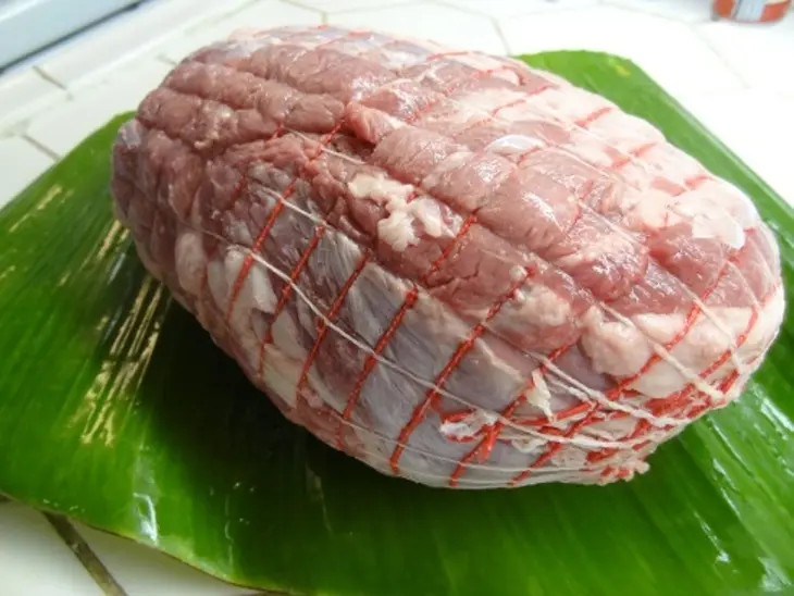 Баранина в листьях банана с овощами: шаг 2