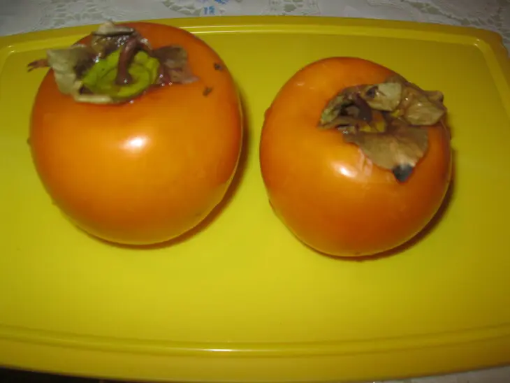 Куриное филе с пряным пюре из запеченой хурмы с чесноком: шаг 1