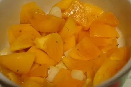 Куриное филе с пряным пюре из запеченой хурмы с чесноком: шаг 4