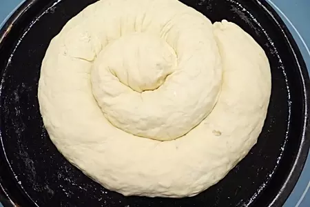 Пирог с рисом, луком -пореем и сыром: шаг 7