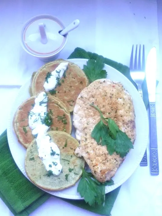 Гороховые оладьи для курочки с чесноком: шаг 5