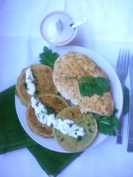 Гороховые оладьи для курочки с чесноком: шаг 6