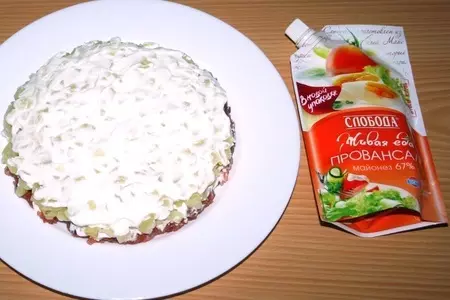 Салат с лососем "северный полюс": шаг 6