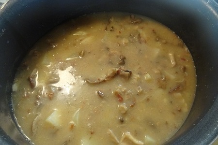 Крем суп с грибами, мясом краба и картофелем: шаг 5