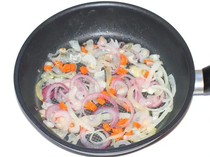 Овощное рагу с нежной курочкой: шаг 1