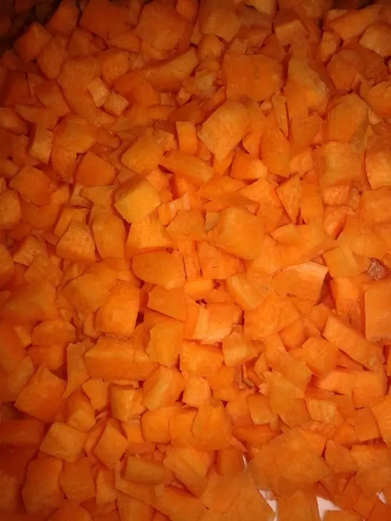 Десерт из моркови, яблок и чернослива со сливками: шаг 3