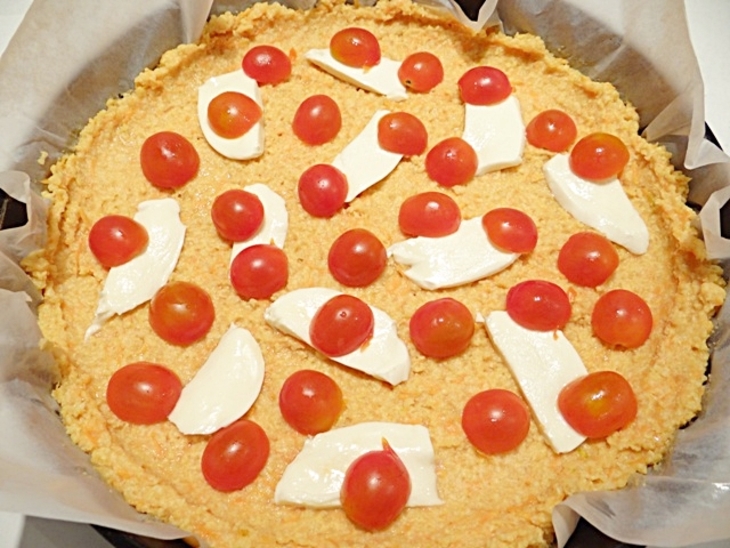 Пирог с сыром и томатами черри из пшенной каши: шаг 5