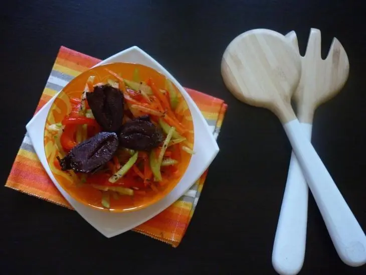 Овощной салат с сердечками индейки терияки: шаг 6