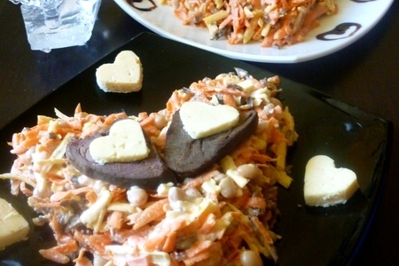 Салат с морковью "сердешный": шаг 5