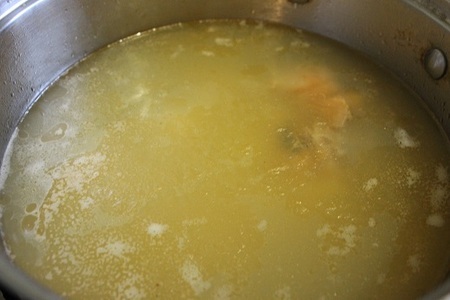 Сливочный суп с форелью и рисом: шаг 4