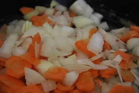 Сливочный суп с форелью и рисом: шаг 5