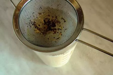 Панакота с карамельным соусом "тоффи": шаг 5