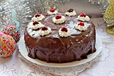 Шифоновый бисквит со сливками и вишней: шаг 22