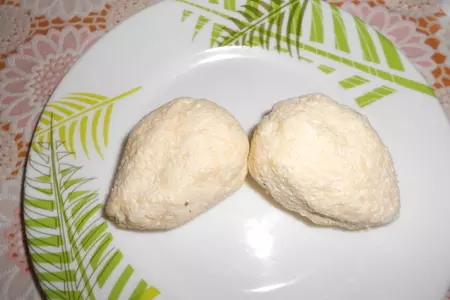Сырная закуска "еловые шишки": шаг 3