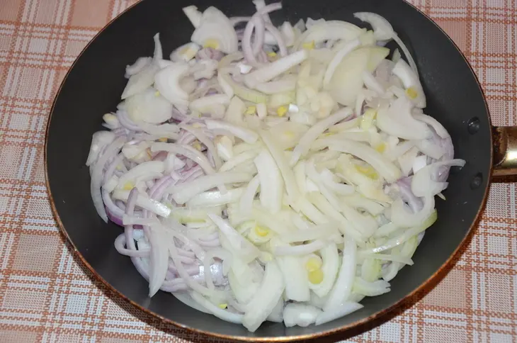 Луковый киш: шаг 3