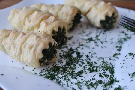 Закусочные "ёлочки" с салатом из тунца: шаг 8