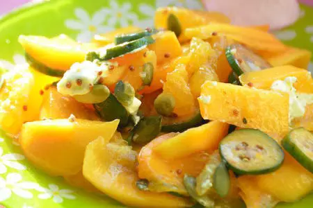 Салат с хурмой, мандаринами,свежим козьим сыром и дижонской горчицей: шаг 6