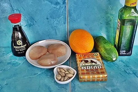 Морские гребешки с апельсиновым соусом и фисташками.: шаг 1