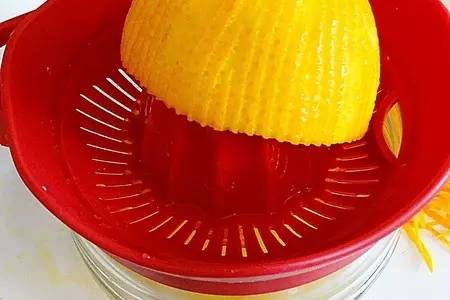 Морские гребешки с апельсиновым соусом и фисташками.: шаг 5