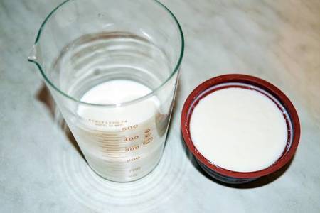 Йогуртовое желе с карамельным матте: шаг 1