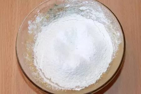 Кардамонные разноцветные квадратики с кокосом: шаг 4
