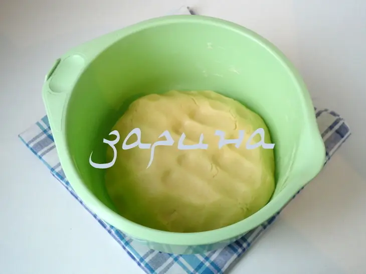 Песочное пирожное с маком и изюмом: шаг 5