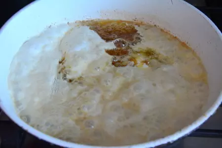 Кексы с печеньем и карамельным соусом: шаг 9