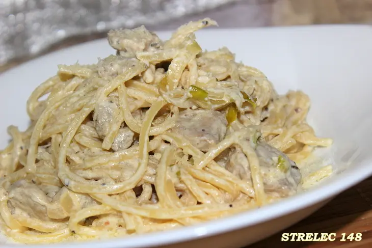 Мясная паста с цикорием в сливочном соусе.: шаг 7