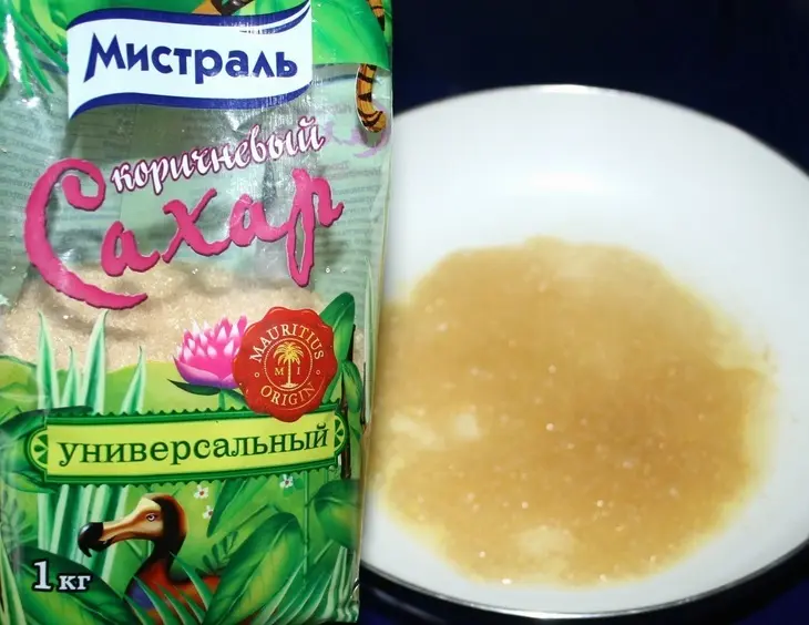 Песочные тарталетки с карамелизированными яблоками "розы": шаг 6