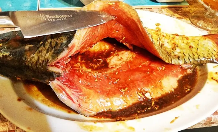Запечённый с овощами карп.: шаг 4