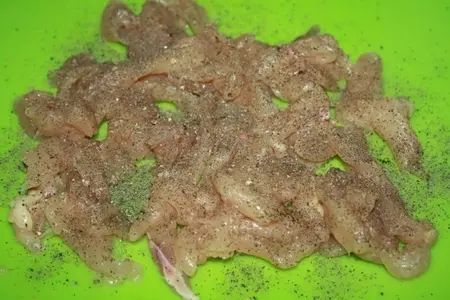 Фунчеза с курицей и овощами в тайском стиле: шаг 2