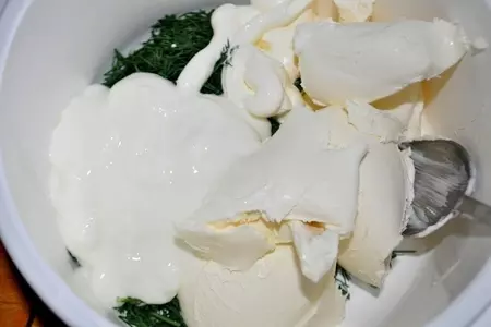Дип из сыра и сурими: шаг 4