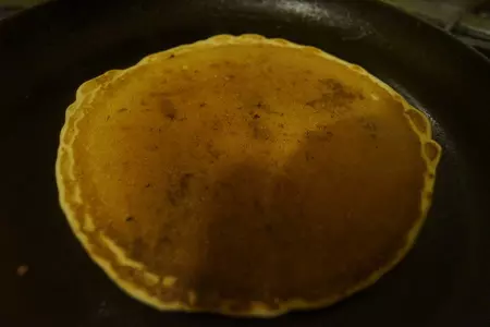 Панкейки с яблоками: шаг 4