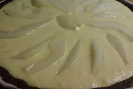 Тарт  "алёнке-сестрёнке"   /с творогом,грушами,на шоколадном песочном тесте: шаг 6