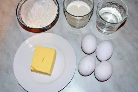 Профитроли с парфе из куриной печени: шаг 1