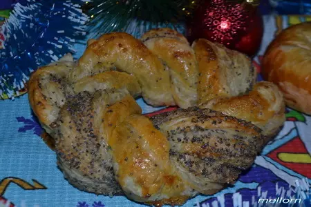 Слойки карамельные с сахаром и абрикосовым джемом: шаг 8