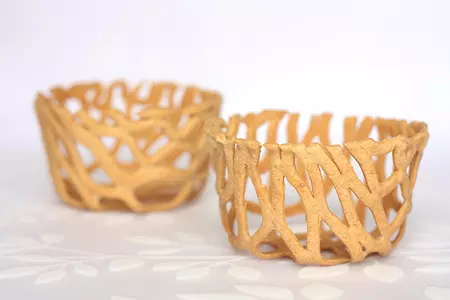 Сорбет в хрустящих корзиночках "тезка+манго=любовь": шаг 7
