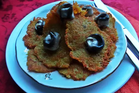 Драники с килечкой: шаг 7