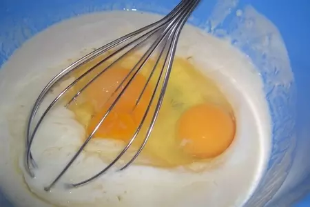 Пирог с адыгейским сыром,укропом и чесноком. (фм): шаг 2