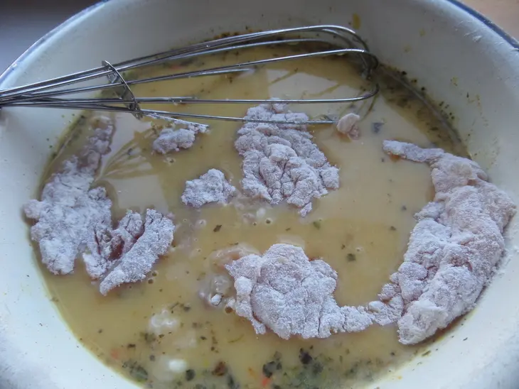 Куриные отбивные с картофельным пюре с сыром: шаг 4
