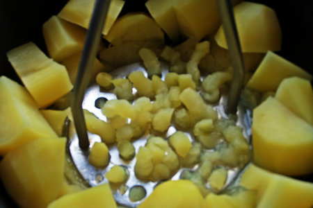 Куриные отбивные с картофельным пюре с сыром: шаг 8