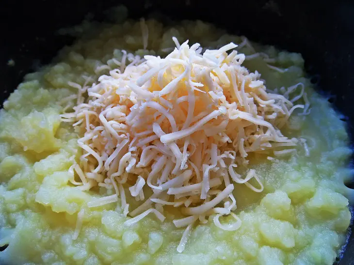Куриные отбивные с картофельным пюре с сыром: шаг 9