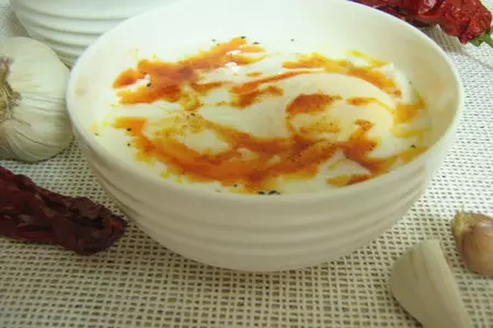 Яйца в мацони: шаг 5