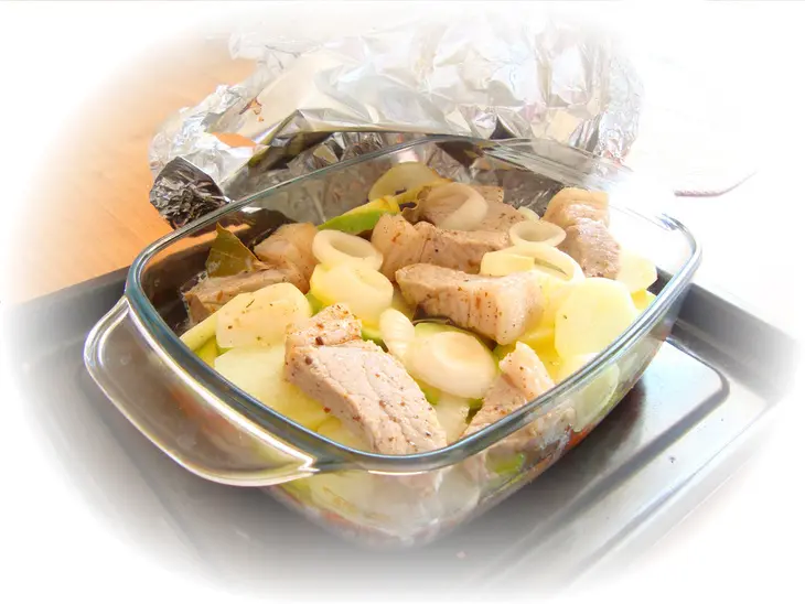 Мясо с овощами из духовки.: шаг 2